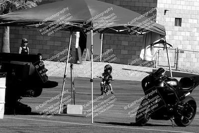 media/Sep-25-2023-Moto Forza (Mon) [[81ffa65e0a]]/Around the Pits/